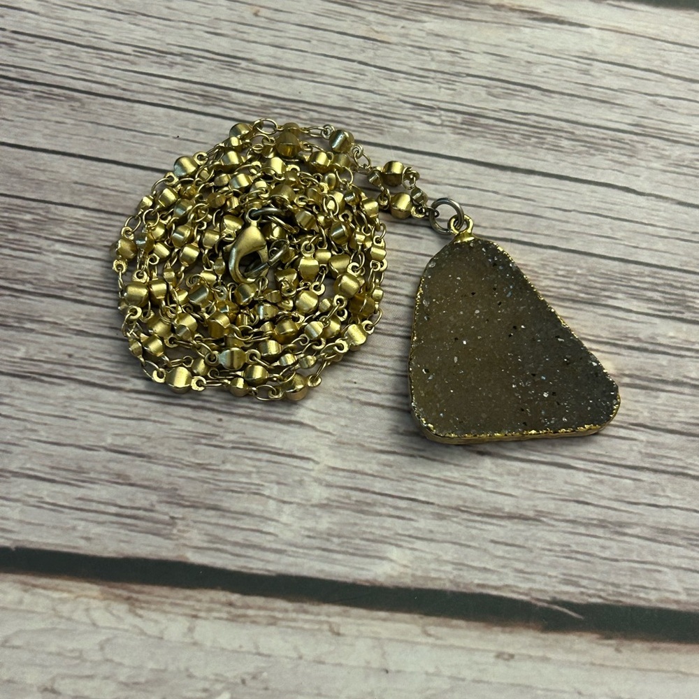 Druzy Pendant Necklace – “Swara” Hallmarked Artisan Sparkle E954